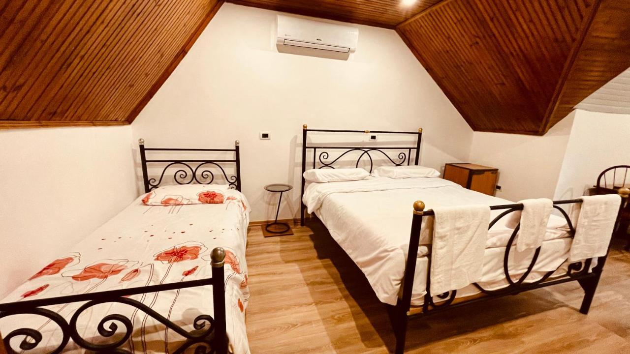 Hotel Drinos Tirana Bagian luar foto
