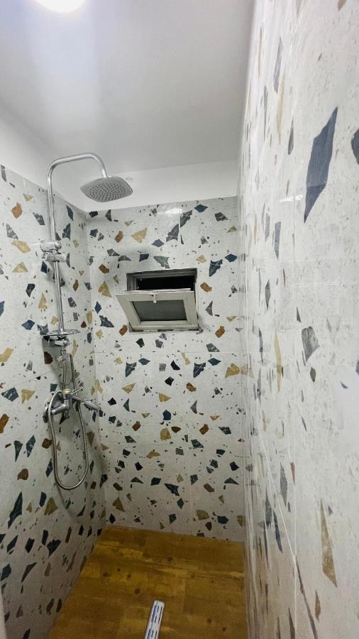 Hotel Drinos Tirana Bagian luar foto