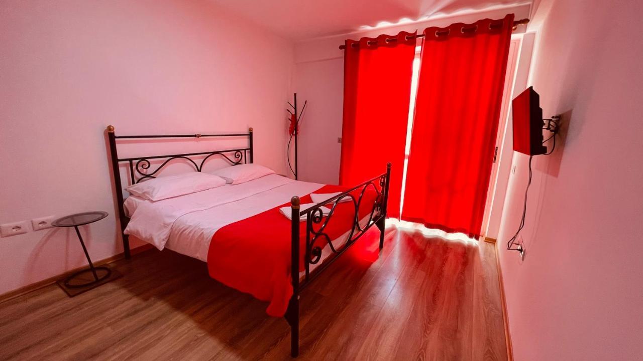 Hotel Drinos Tirana Bagian luar foto