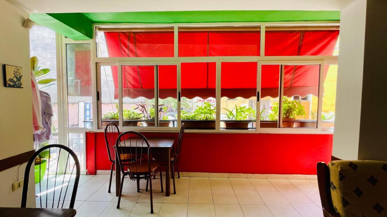 Hotel Drinos Tirana Bagian luar foto