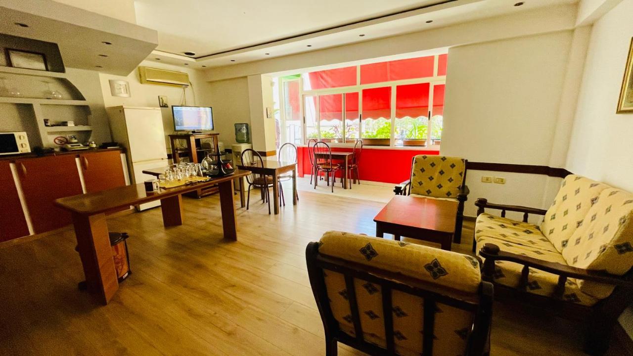 Hotel Drinos Tirana Bagian luar foto