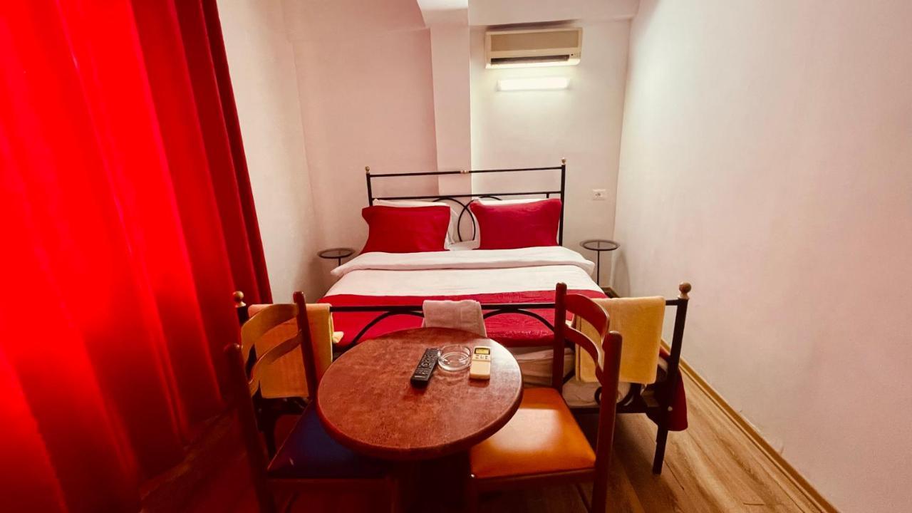 Hotel Drinos Tirana Bagian luar foto
