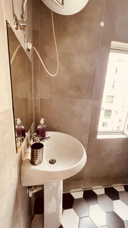 Hotel Drinos Tirana Bagian luar foto