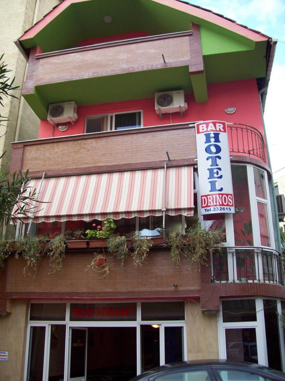 Hotel Drinos Tirana Bagian luar foto